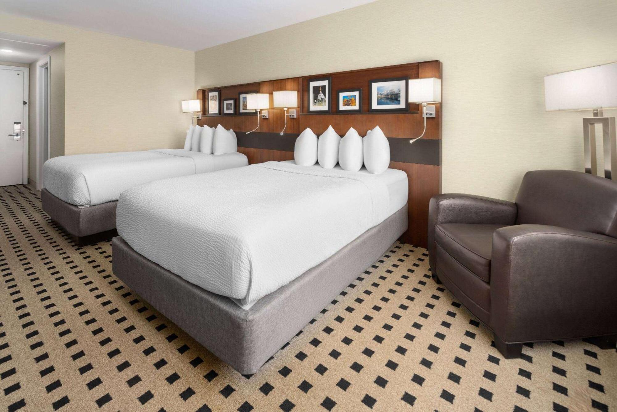 Penn Harris Hotel Harrisburg, Trademark By Wyndham Kültér fotó