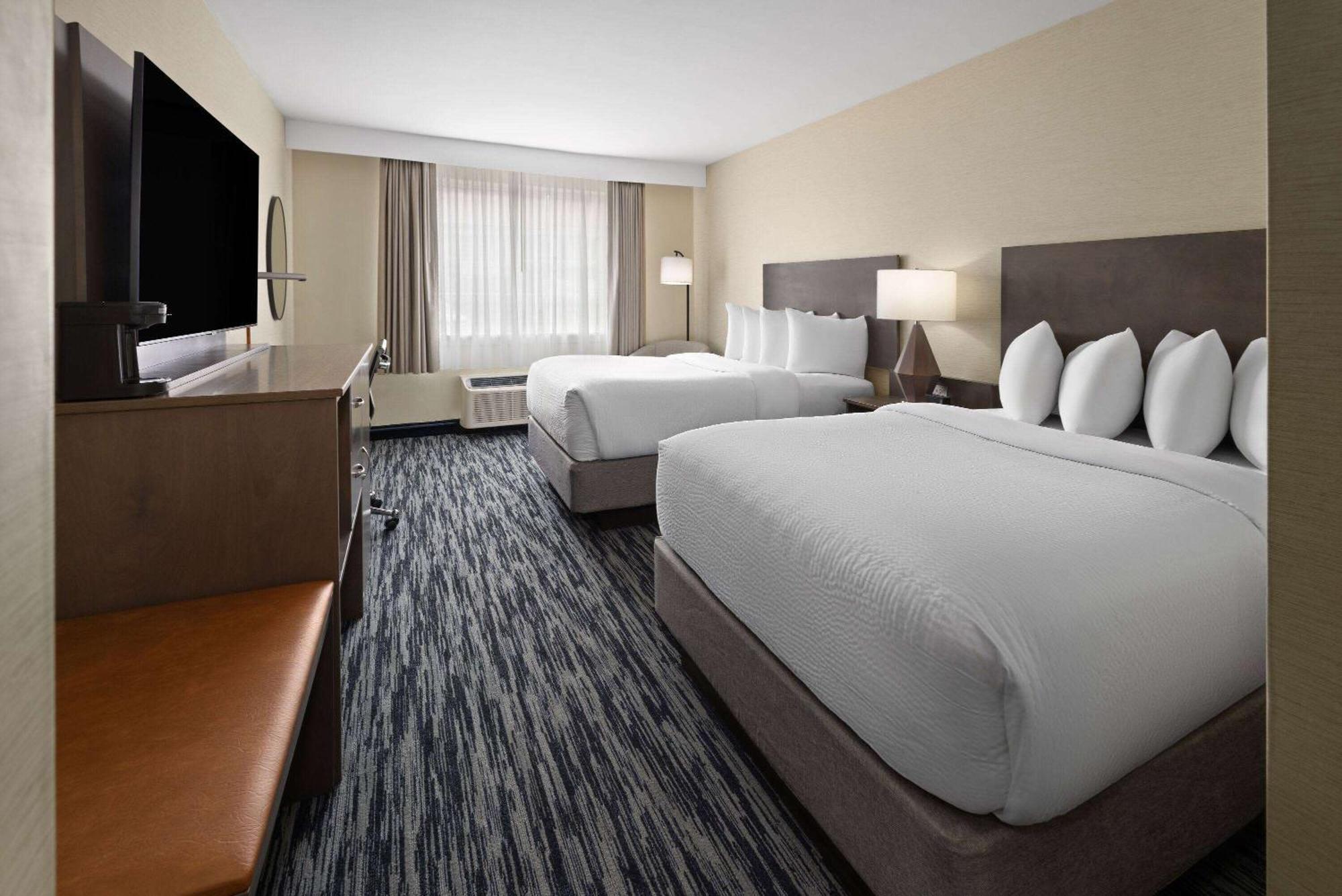 Penn Harris Hotel Harrisburg, Trademark By Wyndham Kültér fotó